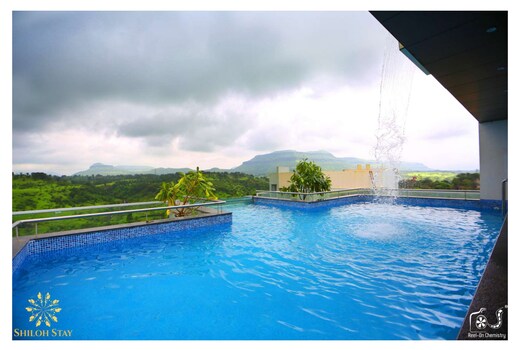 Royal Oakwood Villa by Shiloh Stays