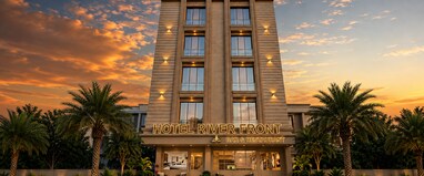 Hotel River Front