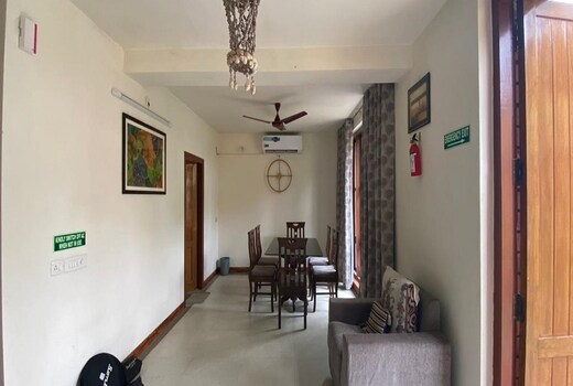 Raj Villa