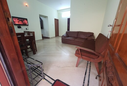 Awesome 1BHK apartment The Nest