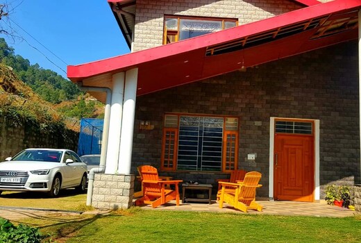 The Red Roof Farms | 2 Room Private Villa