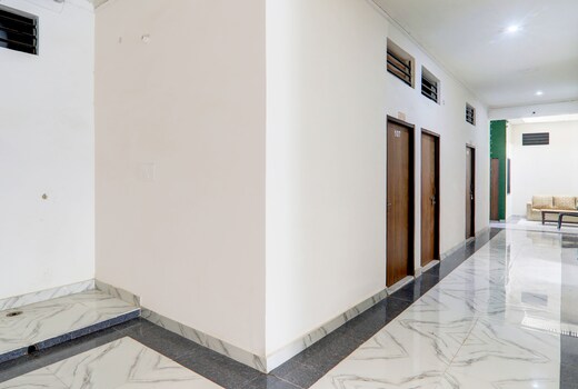 Hotel O by OYO Serene Inn Hotel And Restaurant