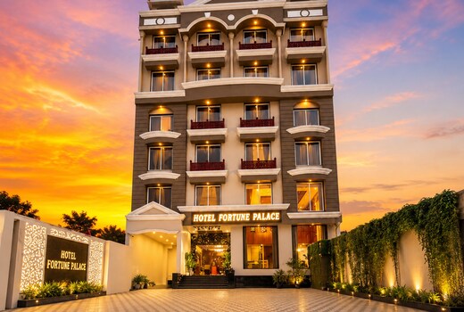 HOTEL FORTUNE PALACE