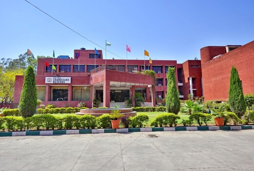Hotel Chandigarh Beckons