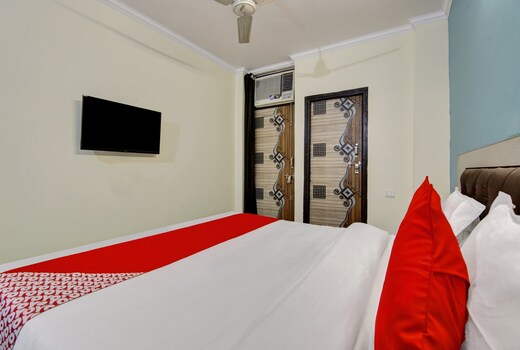 Super Hotel O Satguru Residency