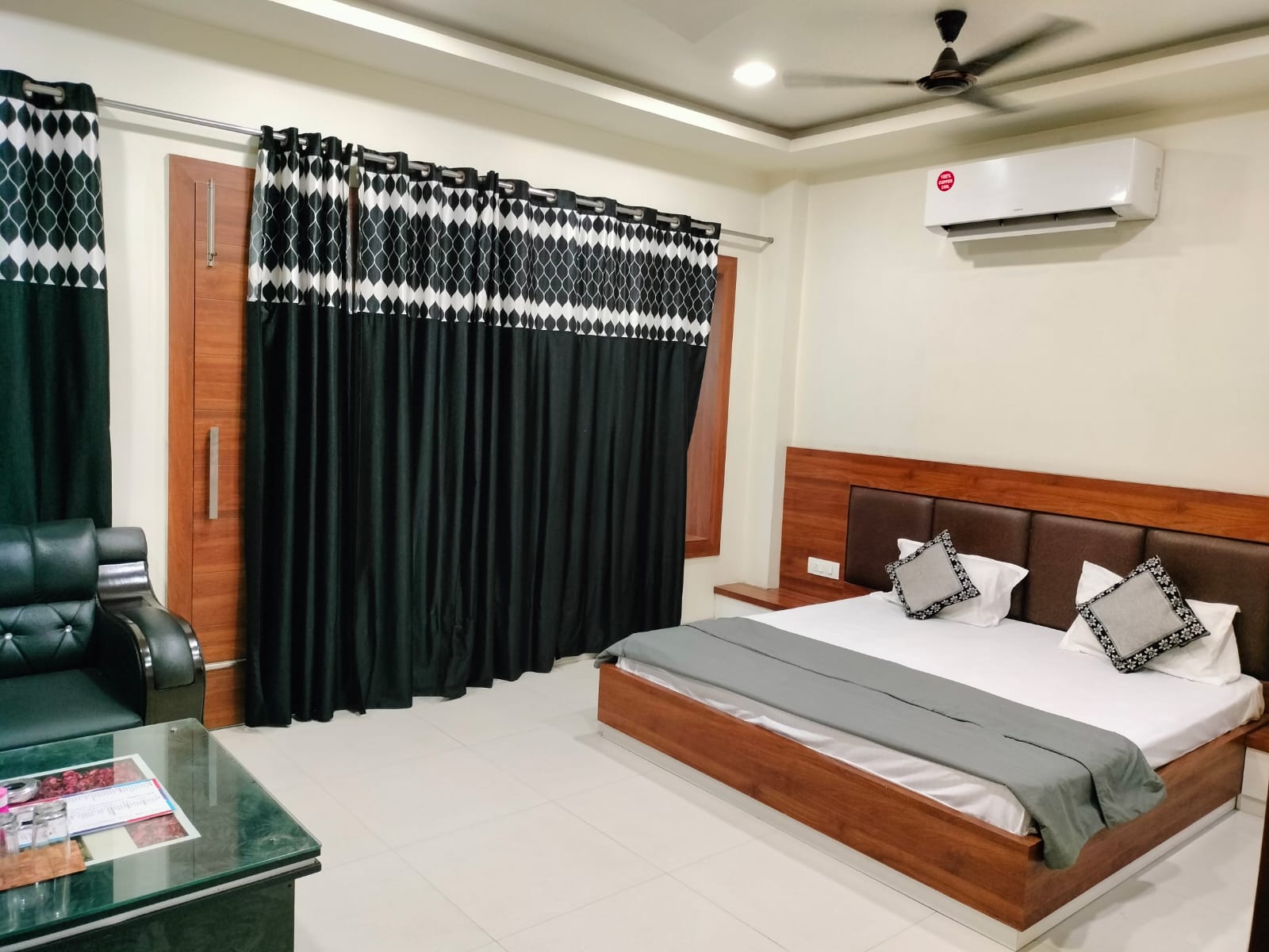 Hotel Capital Inn