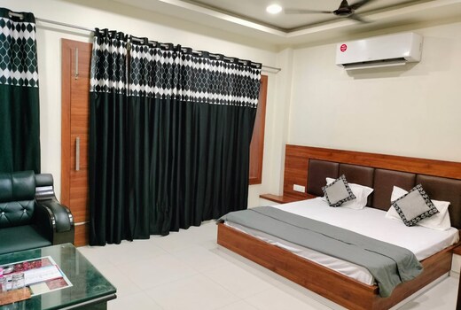 Hotel Capital Inn