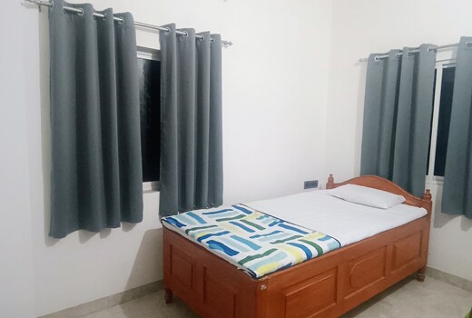 Saurabh Homestay