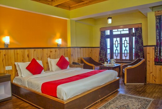 HOTEL DEWACHEN