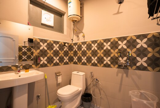 The Hosteller Mcleodganj Max | Dorms & Wi-Fi