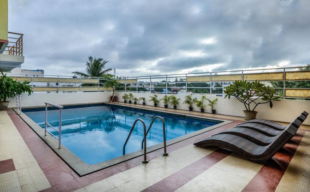 Golden Metro Hotel