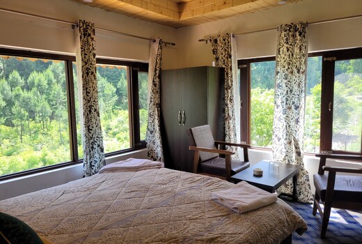 Pine Cottage Pahalgam