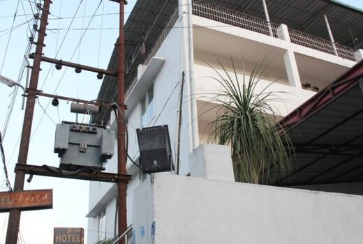 Hotel Prachi