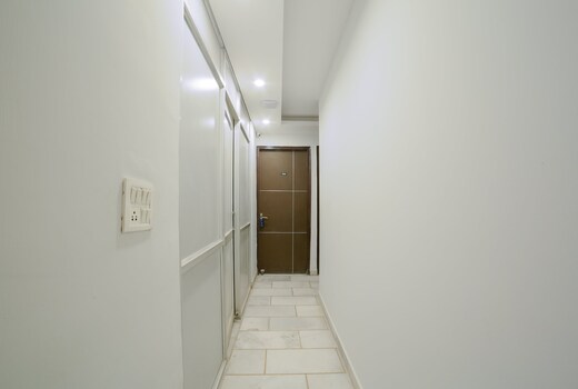 OYO Hotel 60498 O Royal Discovery