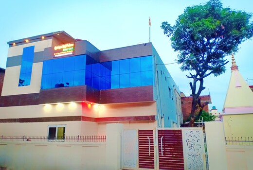 Krishan Raj Palace