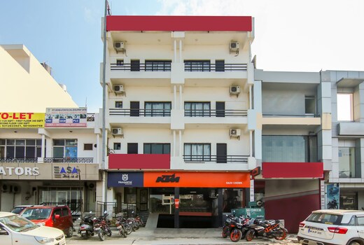 Hotel O Dream View Near Omaxe Celebration Mall