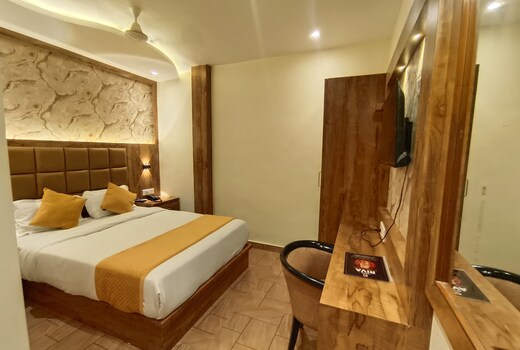 Hotel Riva International-Near Nesco Center