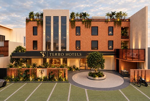 Hotel Crimson Palace