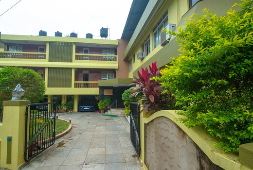 Hotel Gopika International