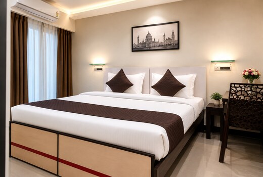 Hotel Moon Year, Lucknow