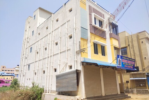 Srinidhi Guest House