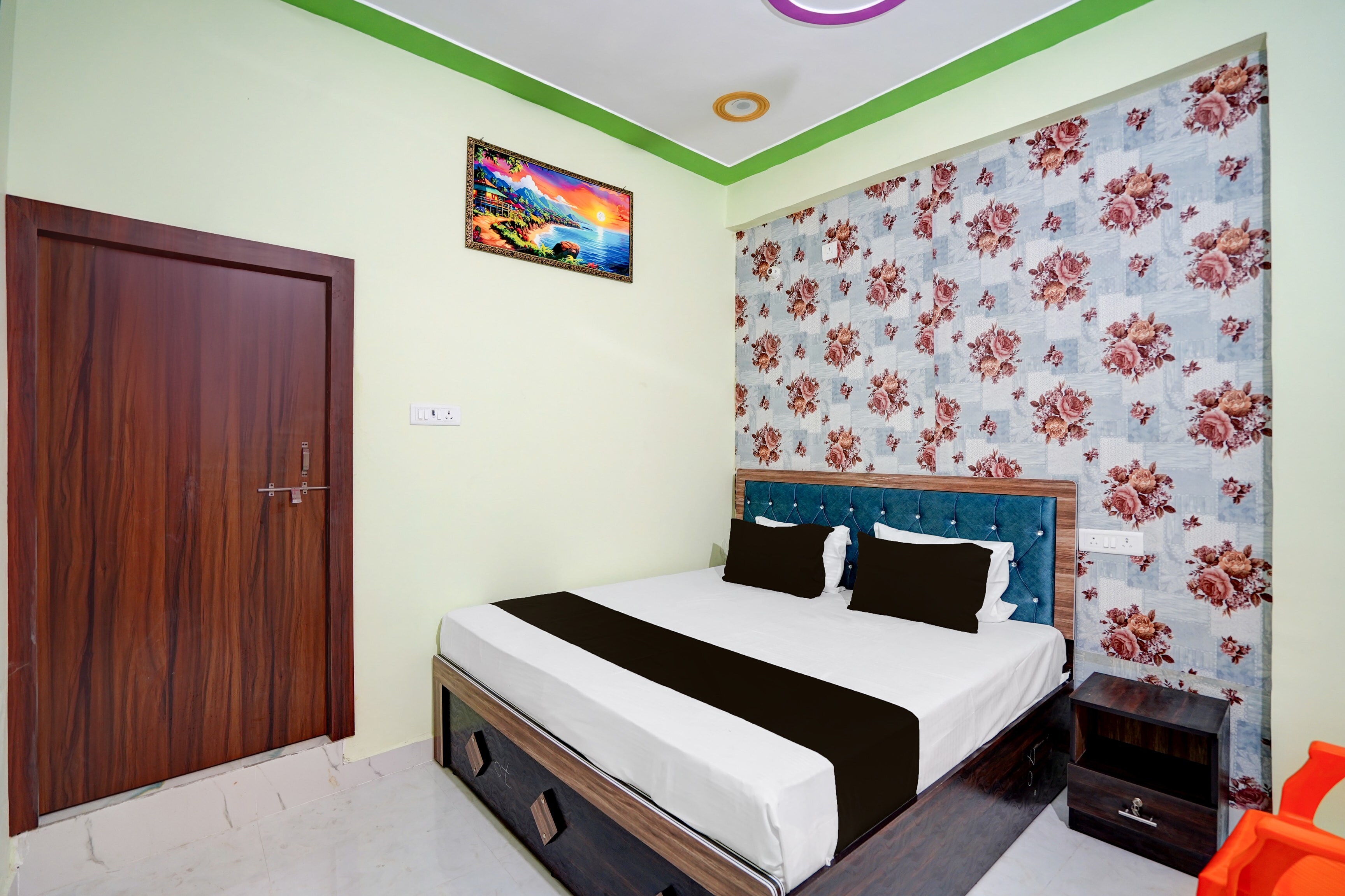 Hotel O kushal in & Restaurant