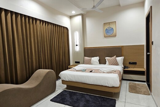 Hotel Grand Acme