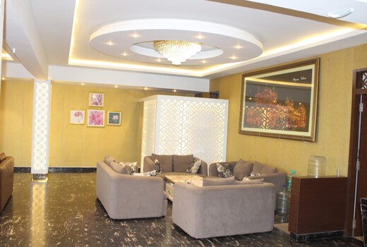 Hotel Grand Milestone