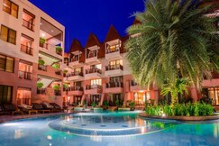 Seaview Patong Hotel