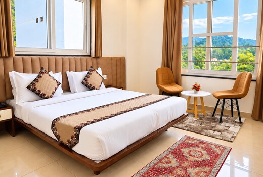 Veda Inn By Casa Ekam (Behind Parmarth Niketan)