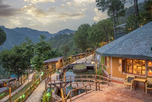 A Kasauli Ggaon by Echor