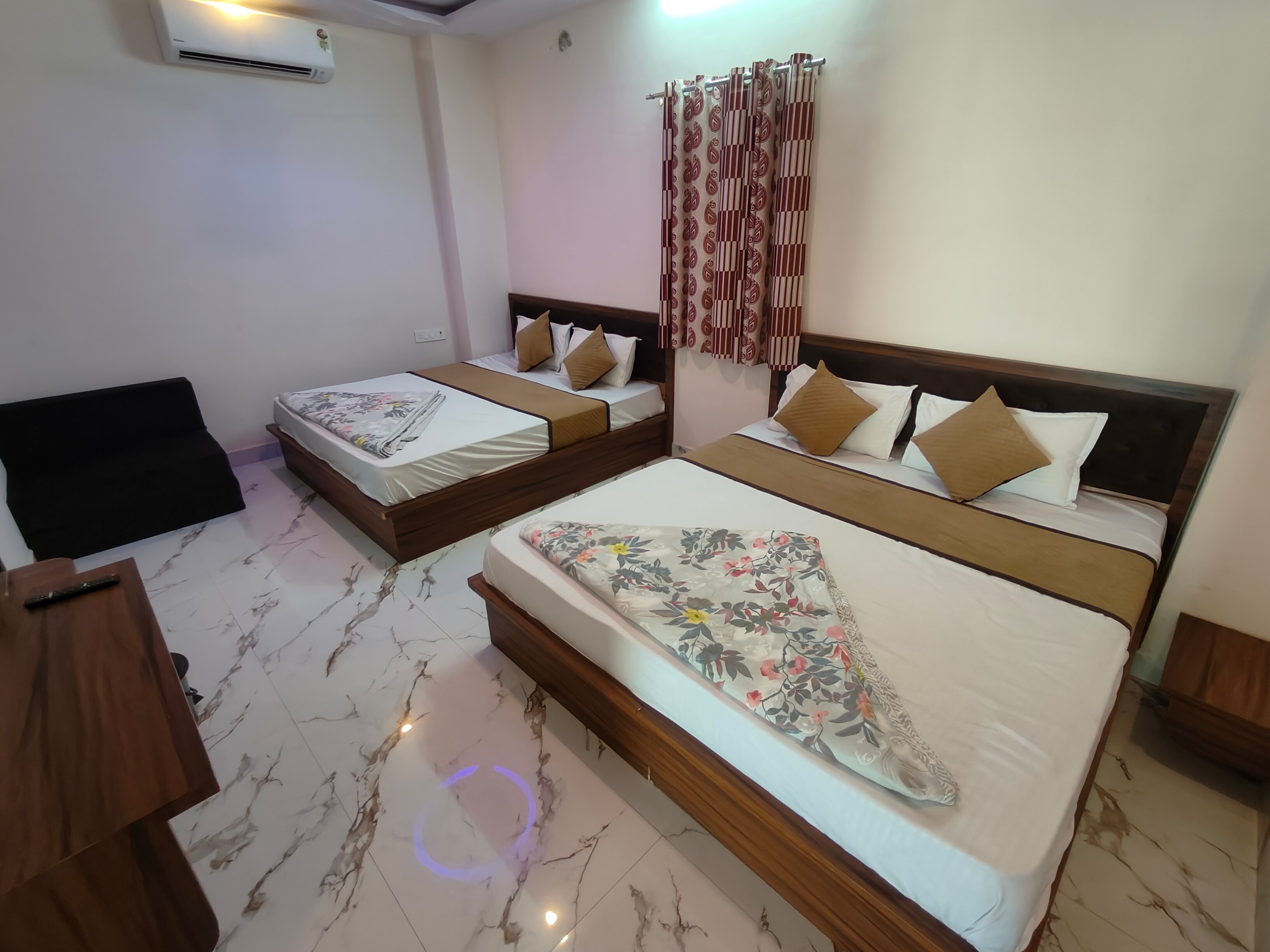 Hotel Bansiwala