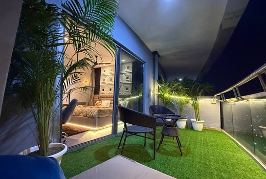 Luxury Heights