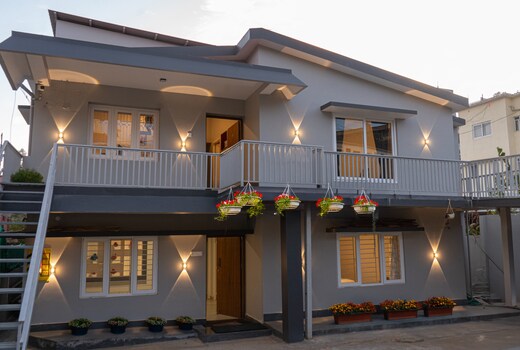 Garden Stay Rooms & Caretaker