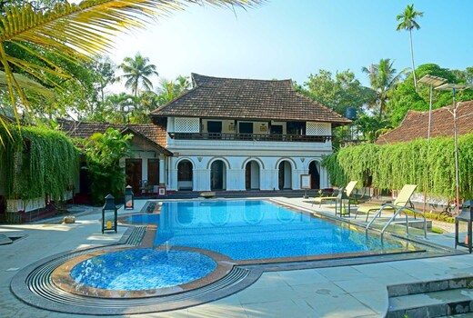 Kumarakom Tharavadu - A Heritage Hotel