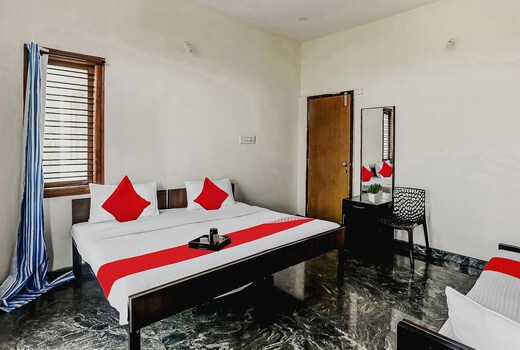 POP Flagship Villa Stay