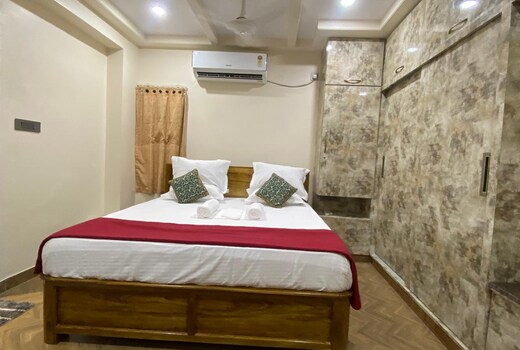 Sky Mountains Guest House