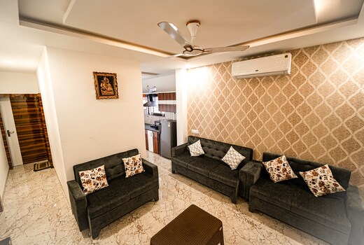 Staeg Cozy Penthouse 2BHK
