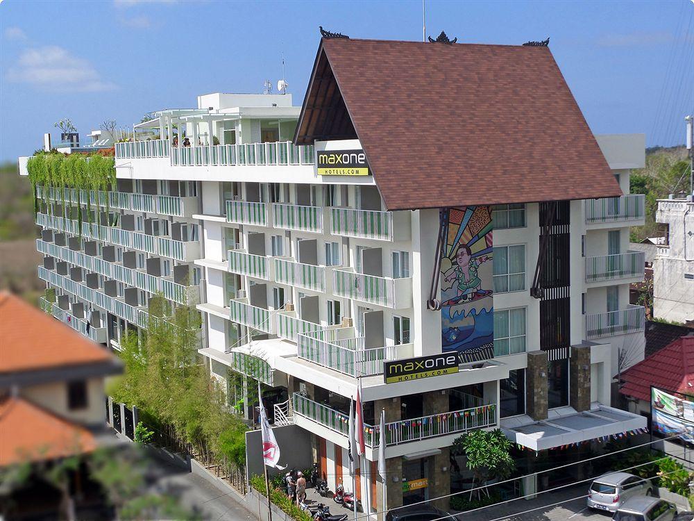Maxone Hotel Bukit Jimbaran