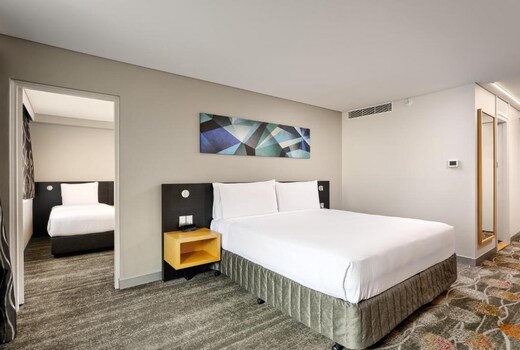 Holiday Inn PERTH CITY CENTRE