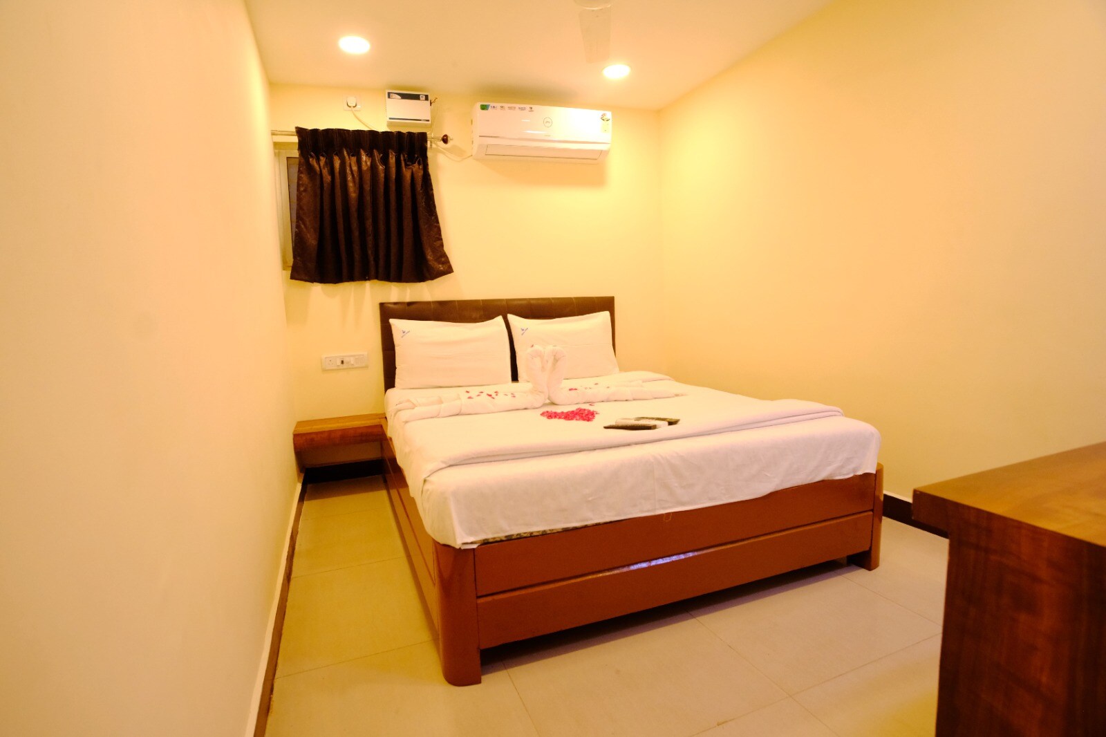BAVA LODGE