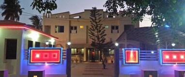 Hotel Sunshine Kodinar