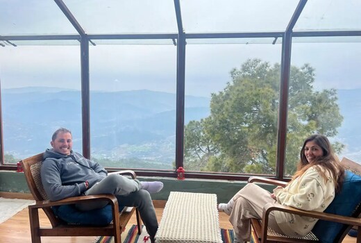 Luxury Glasshouse at Kasar 360, Binsar