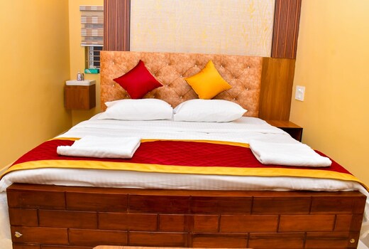 ARSHIA RESIDENCY,