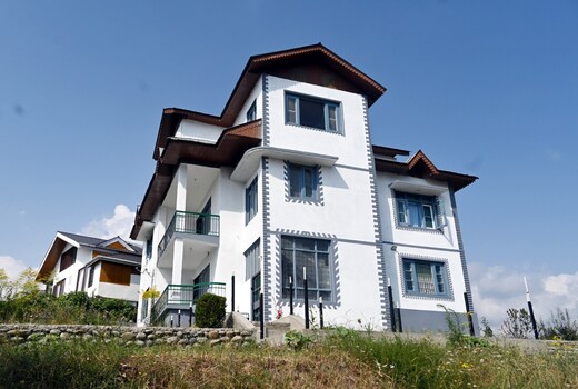 Tangmarg Homestay