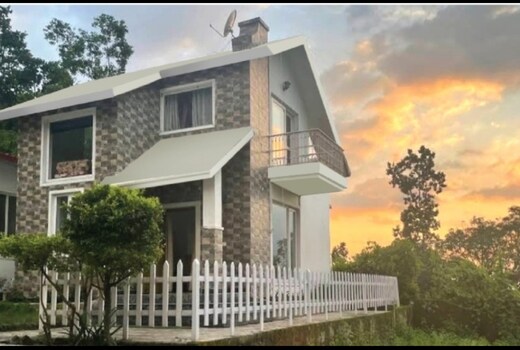 Nature cottage