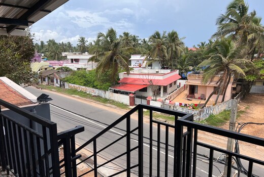 EVARA SUITES