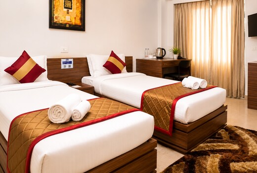 The Altruist Koparkhairane Hotel
