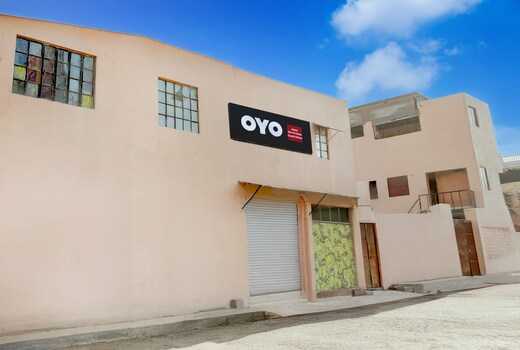 Hotel O Shri Krishna Guest House