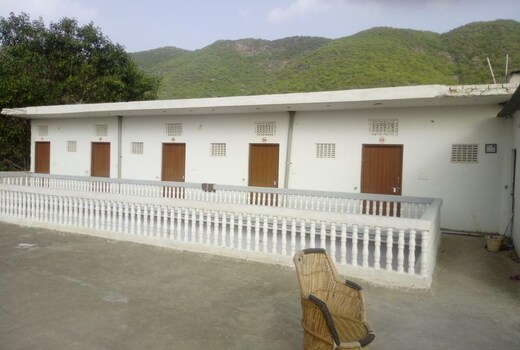 Ratan Palace Guest House